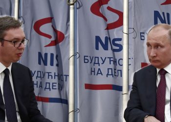 RUSKA MEHKA MOĆ I VUČIĆEVA TVRDA STOLICA: Srbija ne može van iz energetske mišolovke Putina