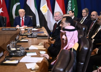 NETANYAHU RADI ‘PRLJAVI POSAO’ ZA EVROPU, A ONI ZA TRUMPA: Koja je uloga arapskih sila u oblikovanju poslijeratne Gaze?