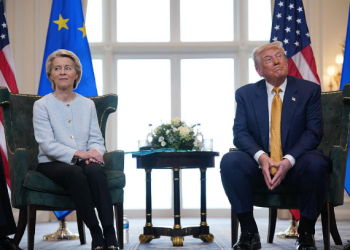 GENOCID GURNUT POD SKUPOCJENE TEPIHE BRUXELLLESA Abusalama: Kako je Trumpov plan za Gazu dao EU-u izgovor za nečinjenje