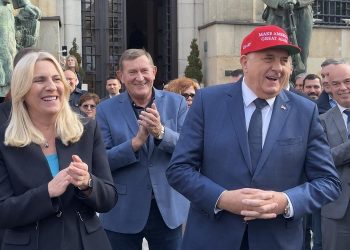 MOŽE LI BOSNA PREŽIVJETI TRUMPOVE UDARCE Bayrasli: Trumpova odluka da ukine sankcije Dodiku ostvaruje središnji cilj Putinove strategije