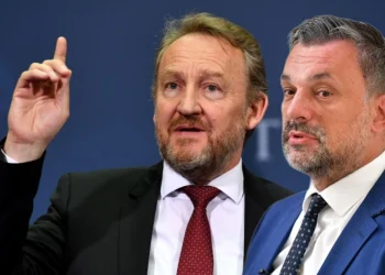 RASPAD NIP-a: SDA preko oca i sina Ademović demolira Konakovićevu stranku