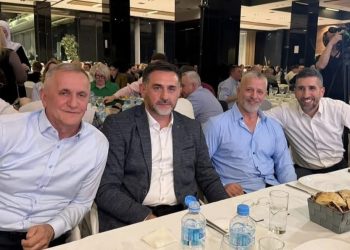 OVO MALO ‘TOPE-MOČE’: Iftari kao promenada nove bošnjačke poratne nacionalne klase