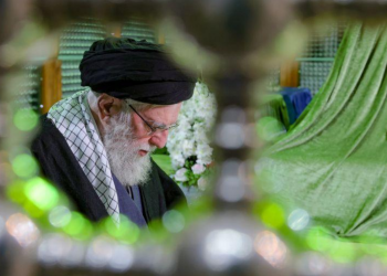 KO JE BIO ALI KHAMENEI: Šehadet takvog vođe donijela je žalost svim ljudima u Iranu