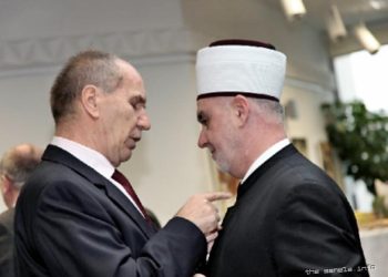 KRAJ ERE ‘SOCIJALISTIČKOG STROJA’: Žestok sukob među frakcijama za mjesto vjerskog poglavara