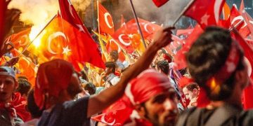 NOĆ KOJA JE PROMJENILA TURSKU: Kako je propali puč učvrstio Erdoğanovu vlast